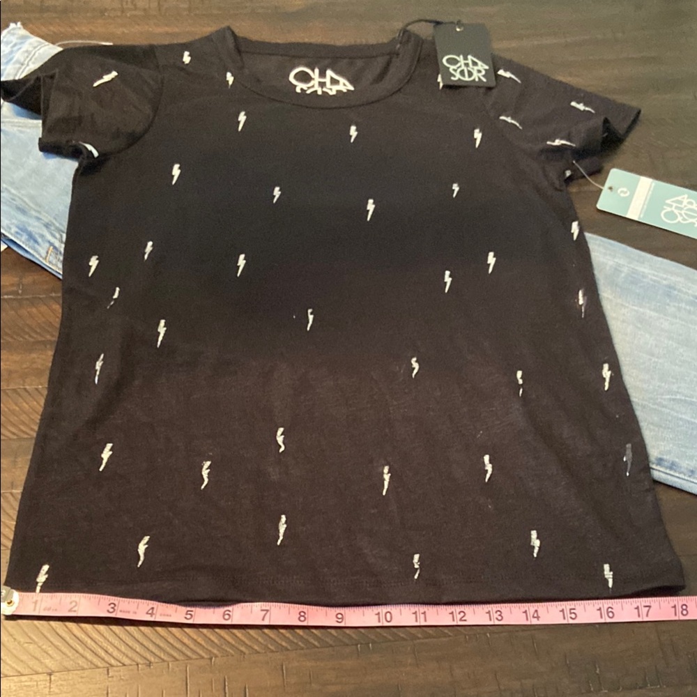 Black Lightning Bolt Ladies T-Shirt, Chaser brand, size S, NWT - Picture 6 of 7